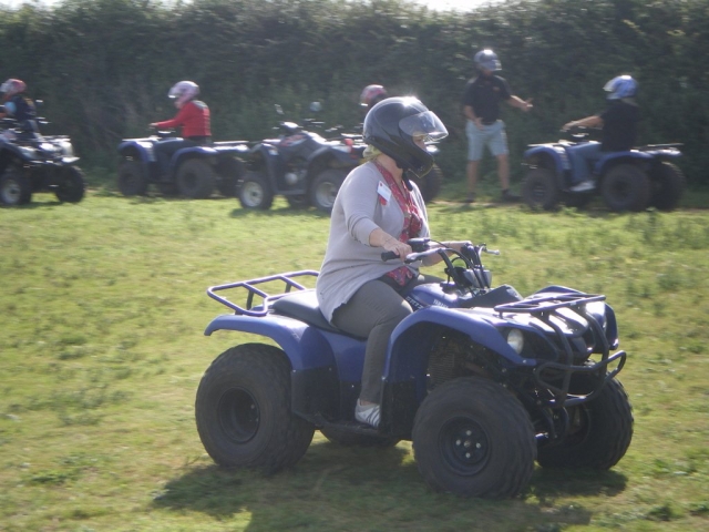  Diversión en cuatrimoto 